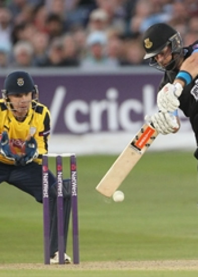 REPORT & REACTION: Sharks beaten in thriller at Hove
